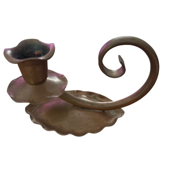 Vtg Gregorian Copper Chamberstick Candle Holders Scroll Handle & Scalloped Base - Picture 6 of 9